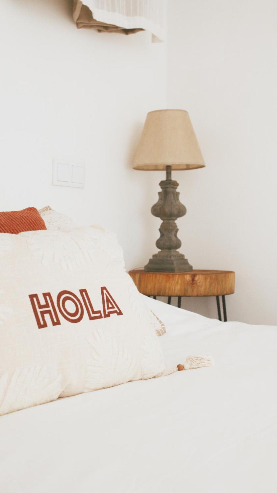 Vale - Surf & Yoga Homestay *